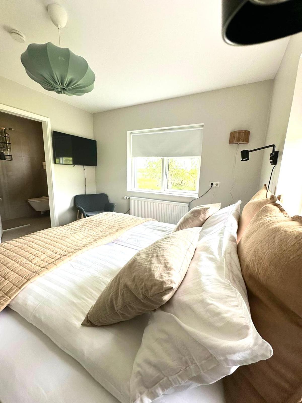 Lindarholl Guesthouse Stori-Bakki Buitenkant foto